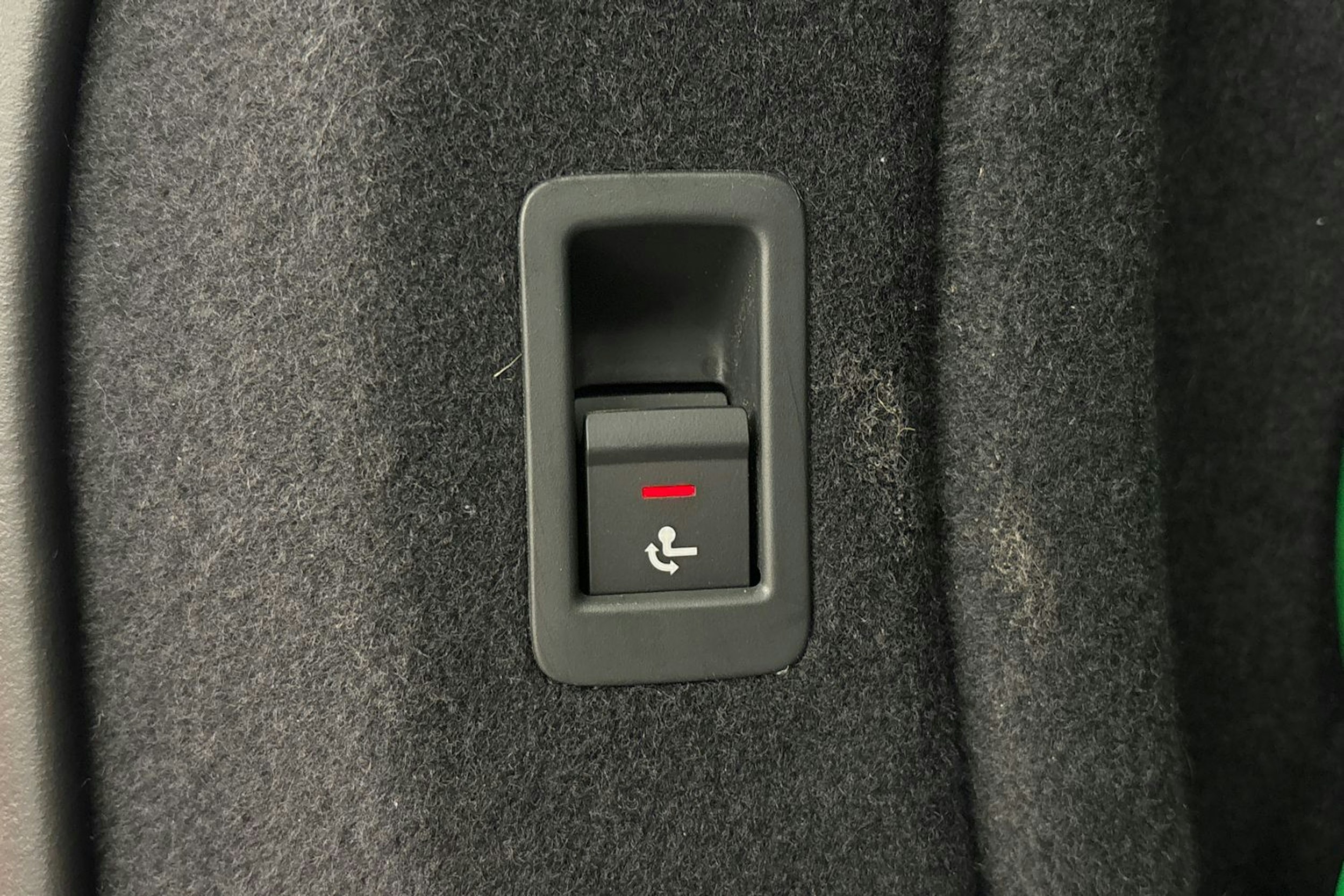 harmaa Audi A4 2016 kuva 27.