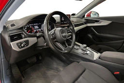 punainen Audi A4 2016 kuva 3.