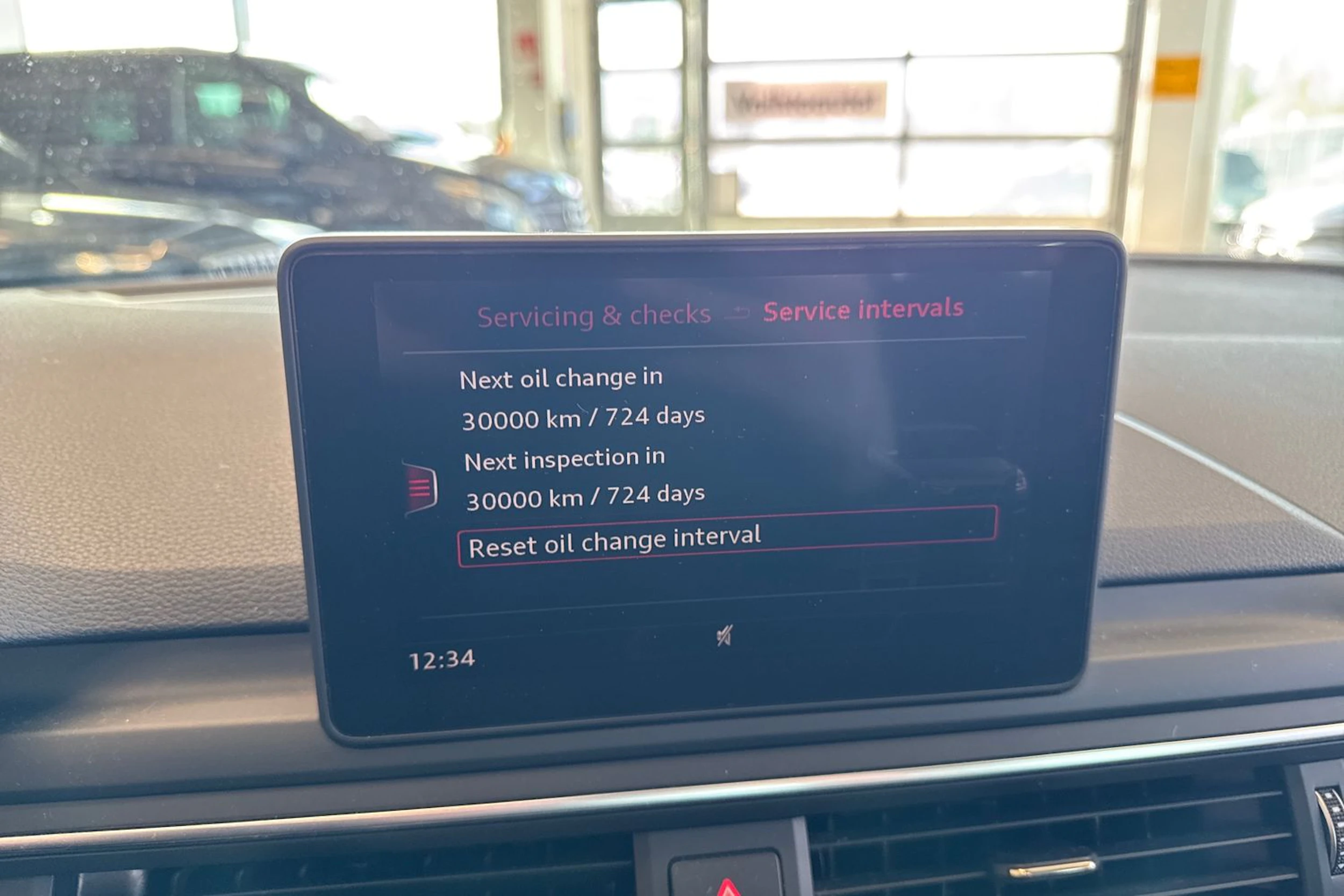 harmaa Audi A4 2016 kuva 5.