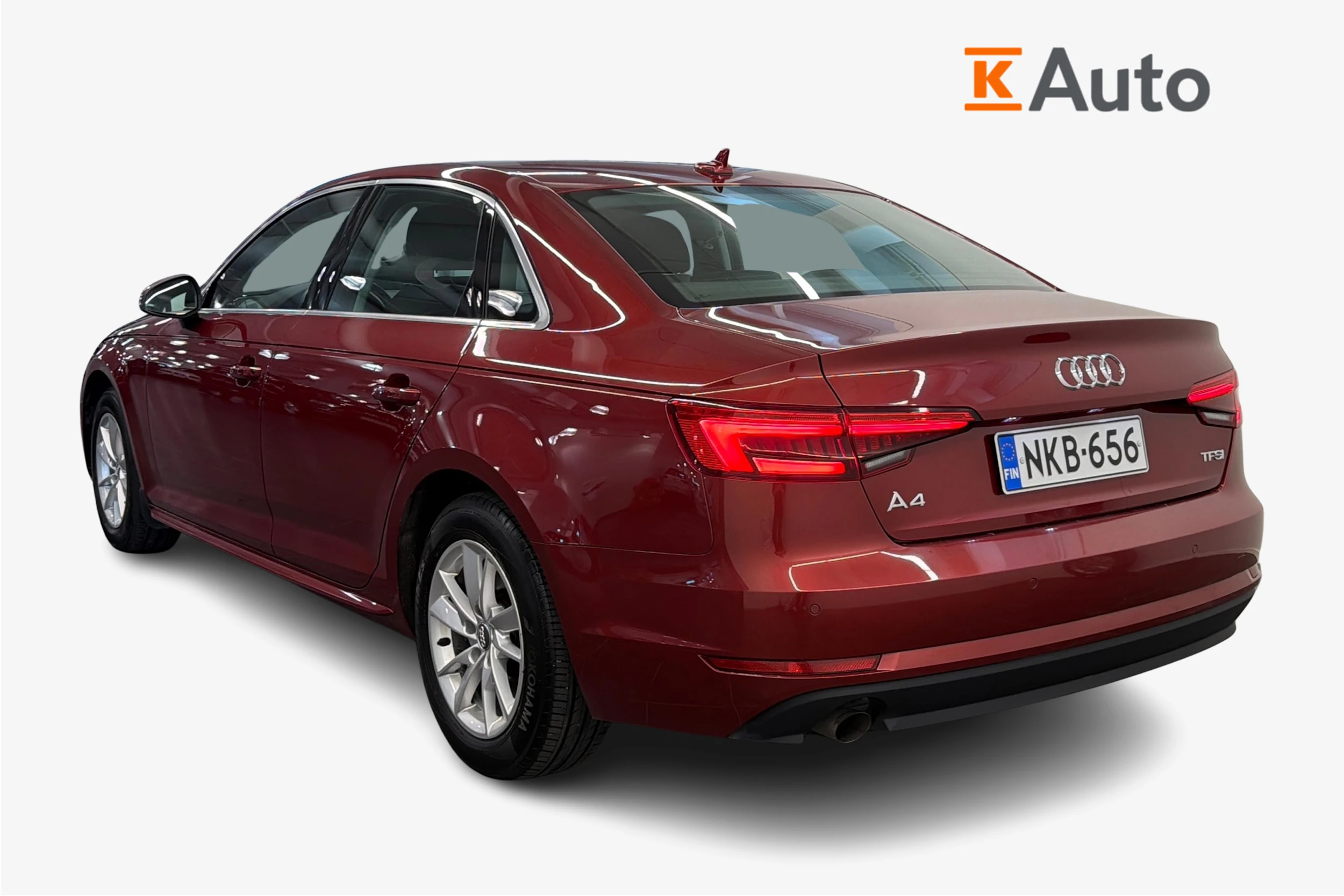 valkoinen Audi A4 2016 kuva 2.