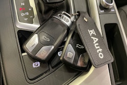 valkoinen Audi A4 2016 kuva 27.