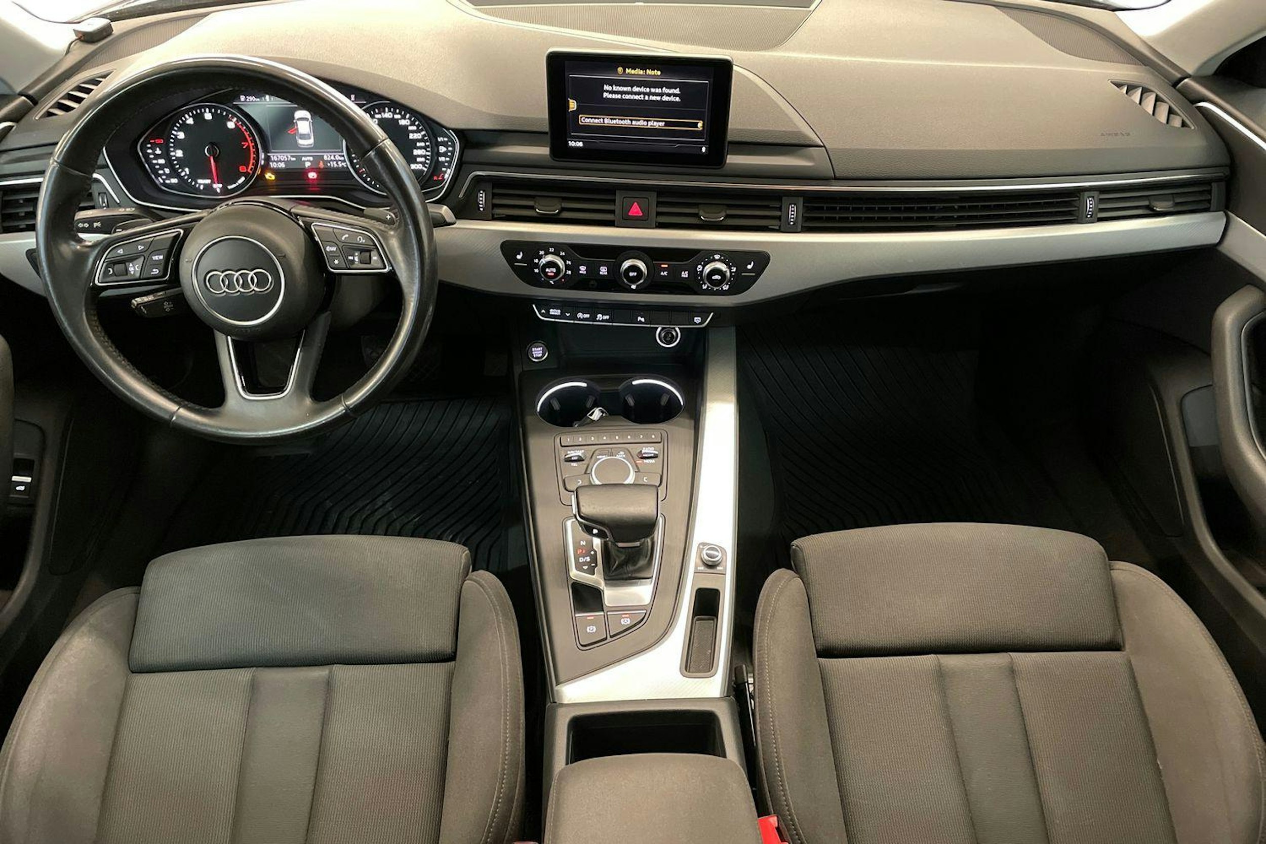 Sininen Audi A4 2016 kuva 9.