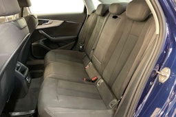 Sininen Audi A4 2016 kuva 10.