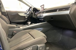 Sininen Audi A4 2016 kuva 25.