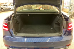 Sininen Audi A4 2016 kuva 26.