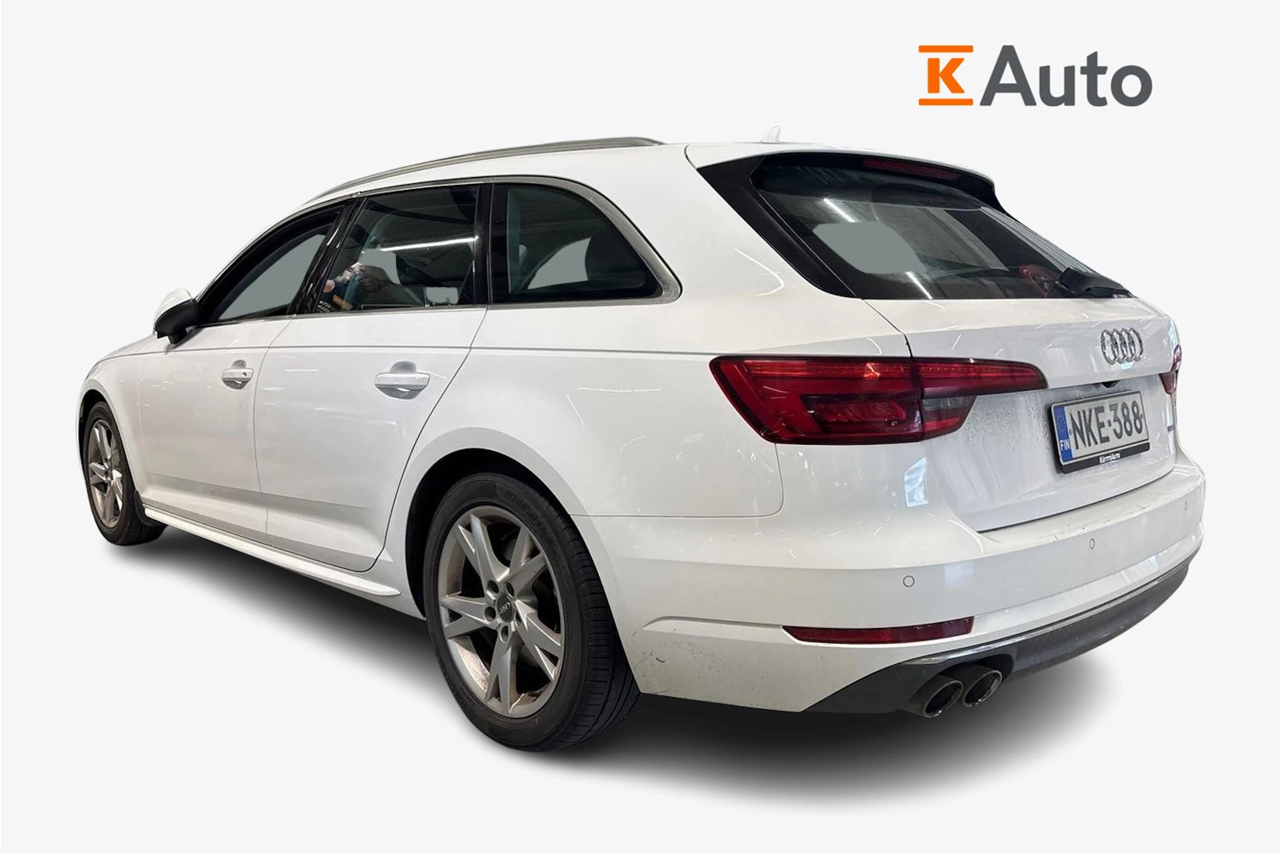 valkoinen Audi A4 2016 kuva 2.
