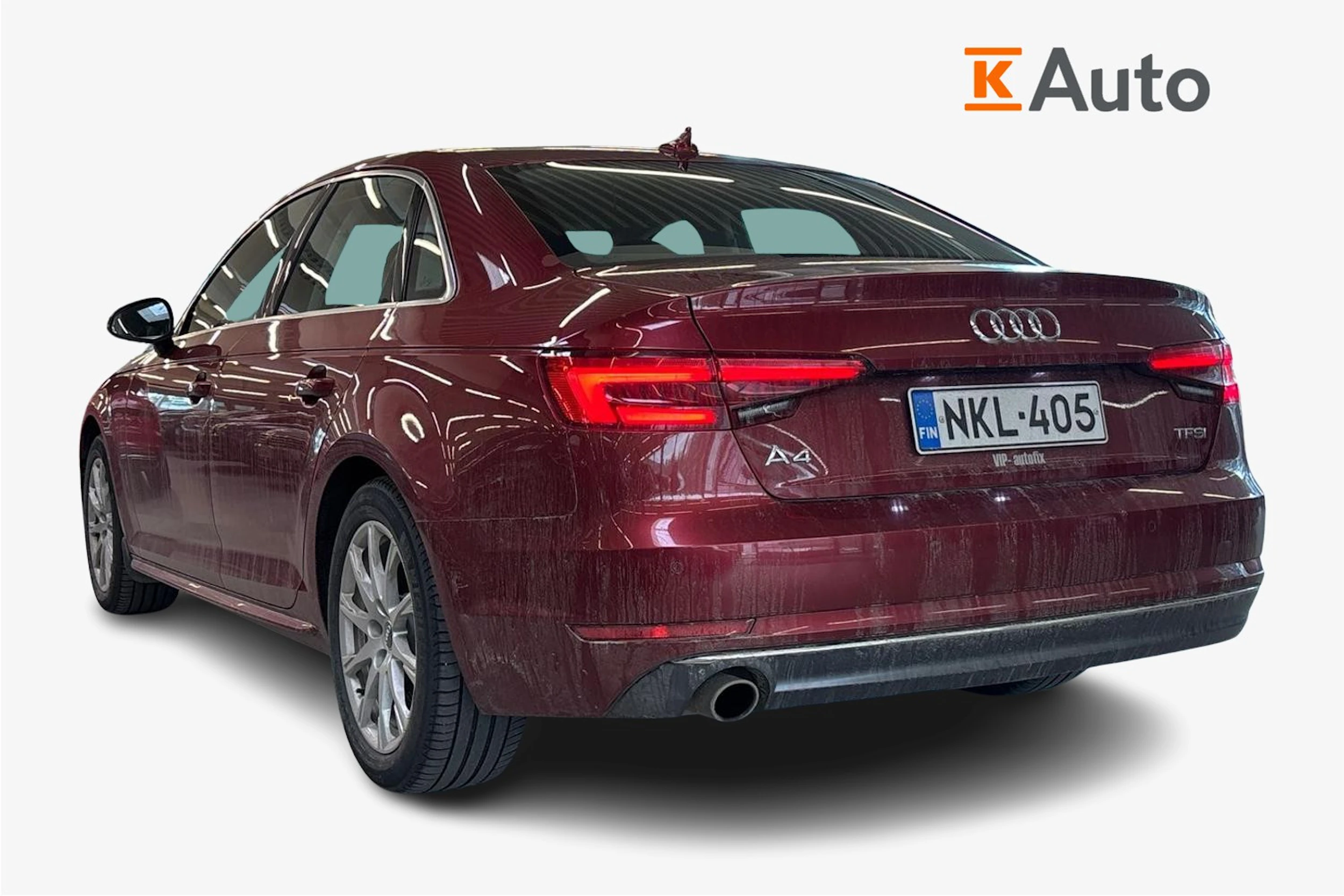 Valkoinen Audi A4 2016 kuva 2.
