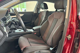Valkoinen Audi A4 2016 kuva 17.