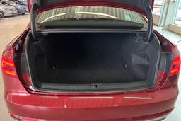 Valkoinen Audi A4 2016 kuva 25.