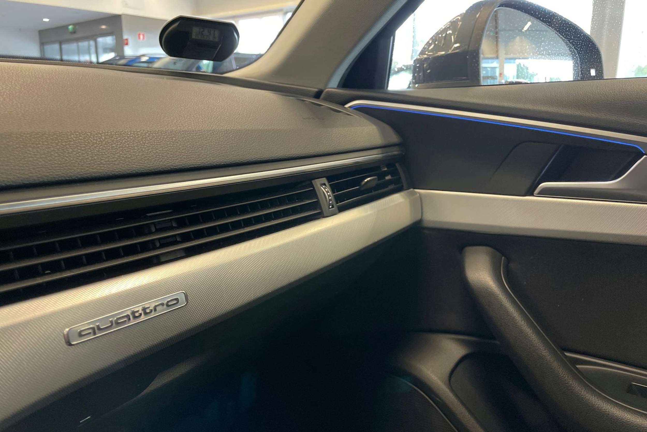vihreä Audi A4 2016 kuva 26.