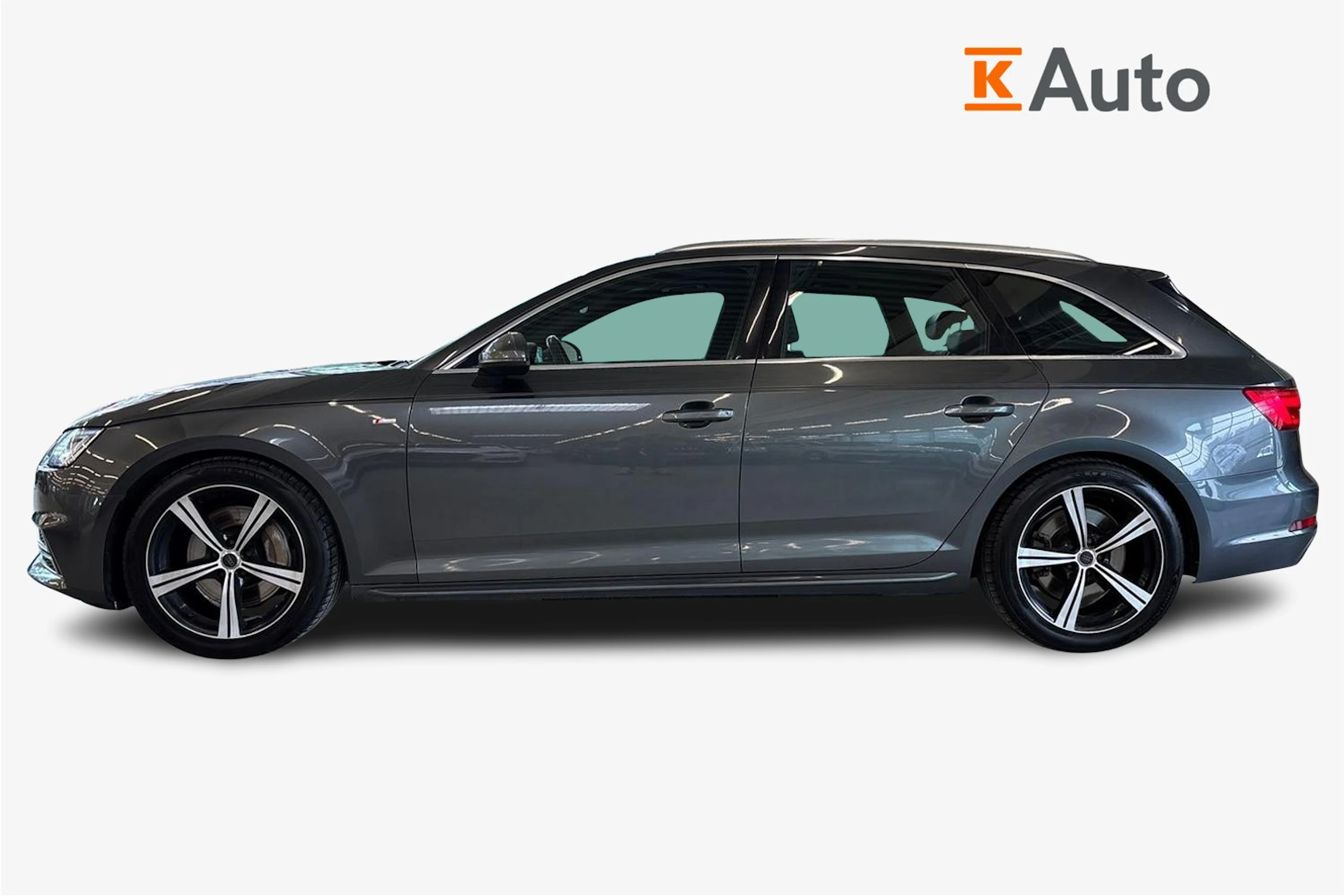 Harmaa Audi A4 2016 kuva 5.