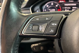 Harmaa Audi A4 2016 kuva 13.