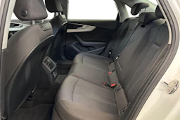 valkoinen Audi A4 2016 kuva 11.