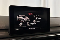valkoinen Audi A4 2016 kuva 19.