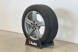 harmaa Audi A4 2016 kuva 10.