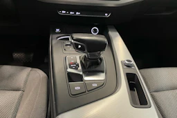 harmaa Audi A4 2016 kuva 26.
