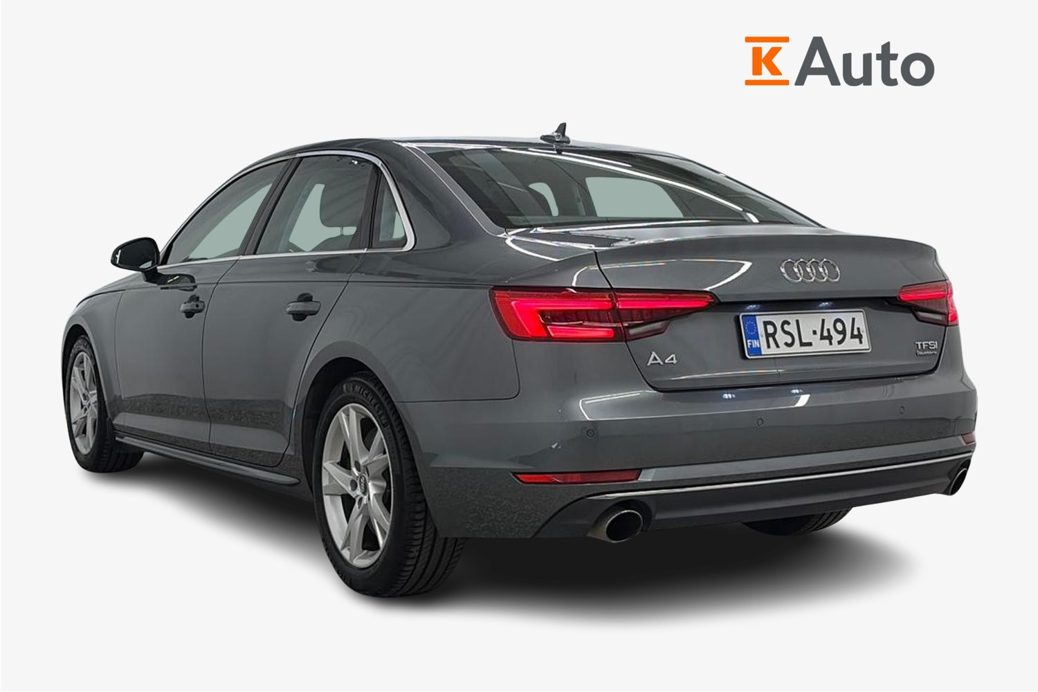Audi A4 2016, photo 2/26