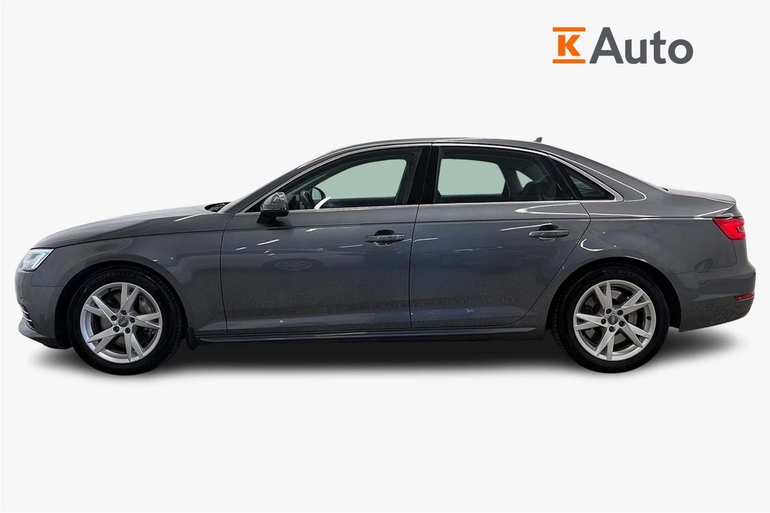 Harmaa Audi A4 2016 kuva 5.