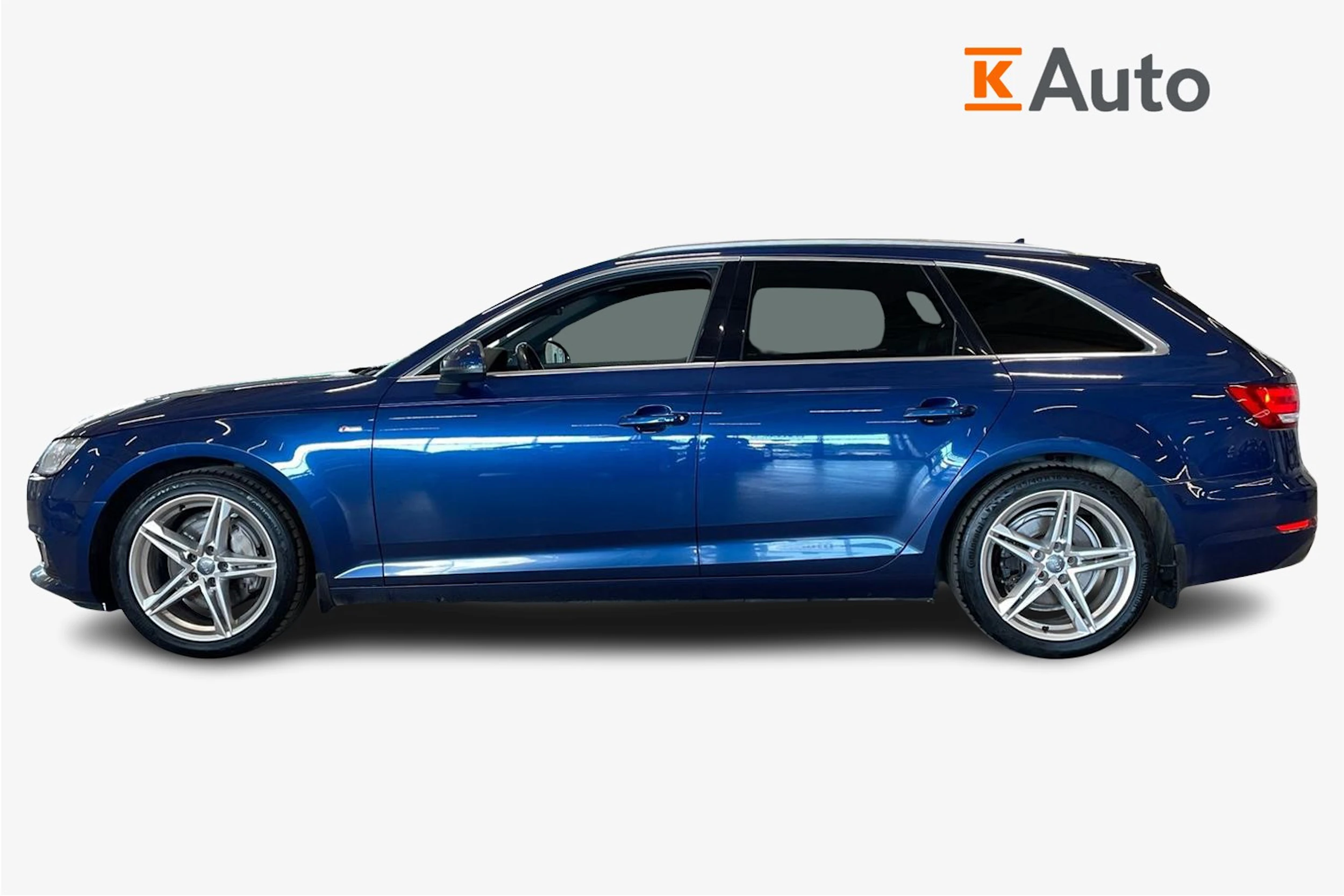 met. sininen Audi A4 2016 kuva 5.