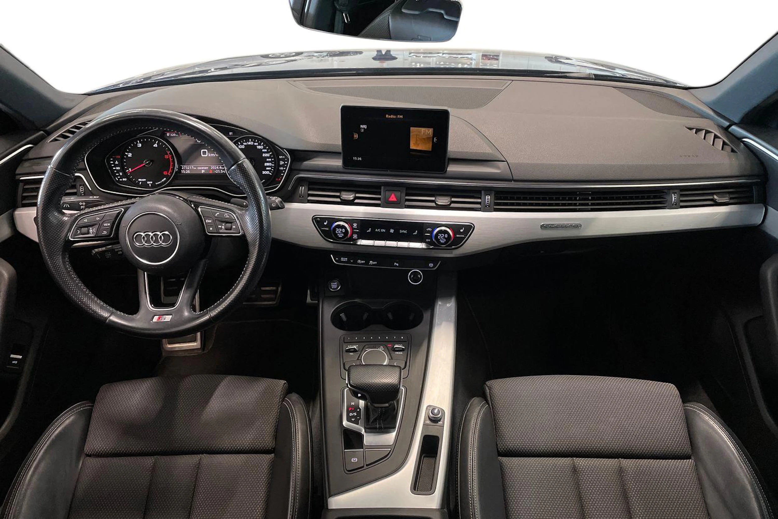 met. sininen Audi A4 2016 kuva 7.