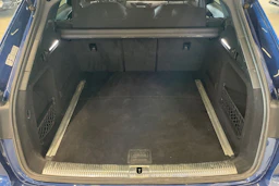met. sininen Audi A4 2016 kuva 30.
