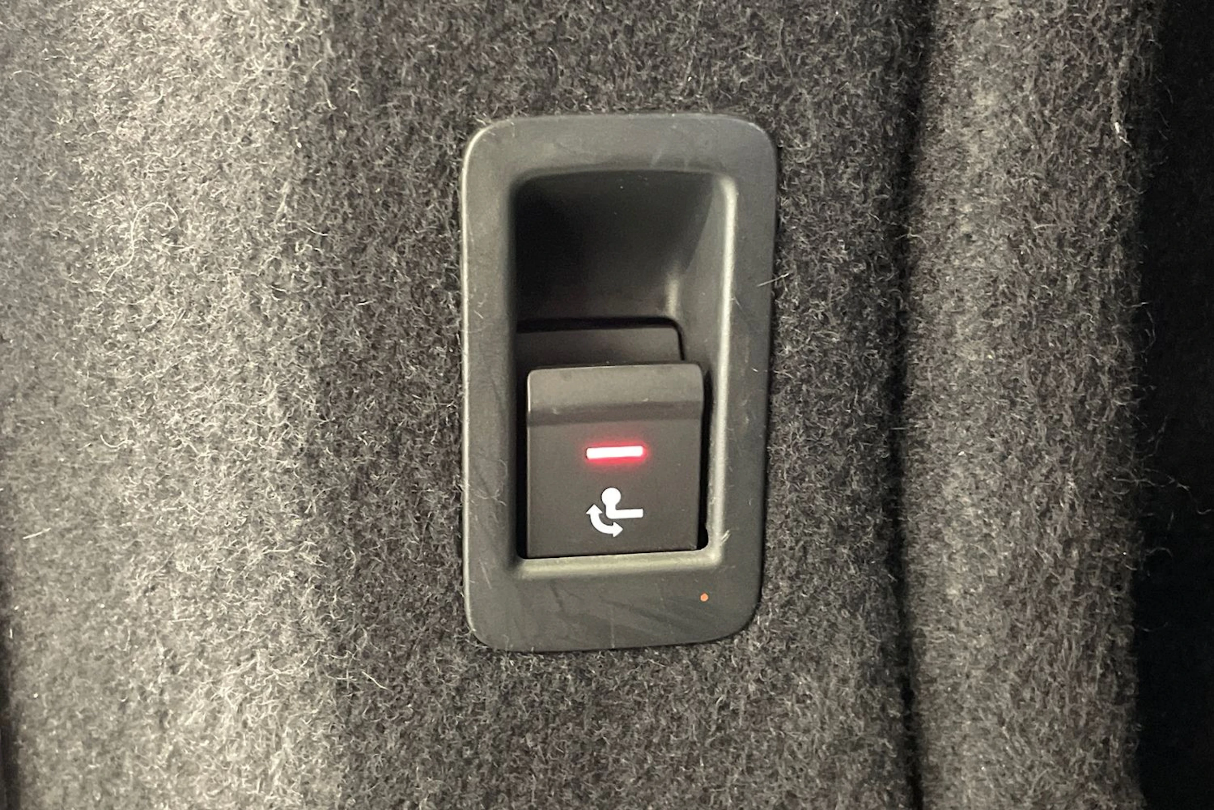 met. sininen Audi A4 2016 kuva 33.