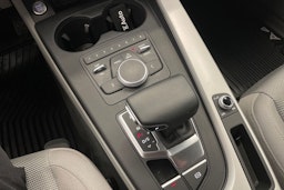 ruskea (beige) Audi A4 2016 kuva 14.
