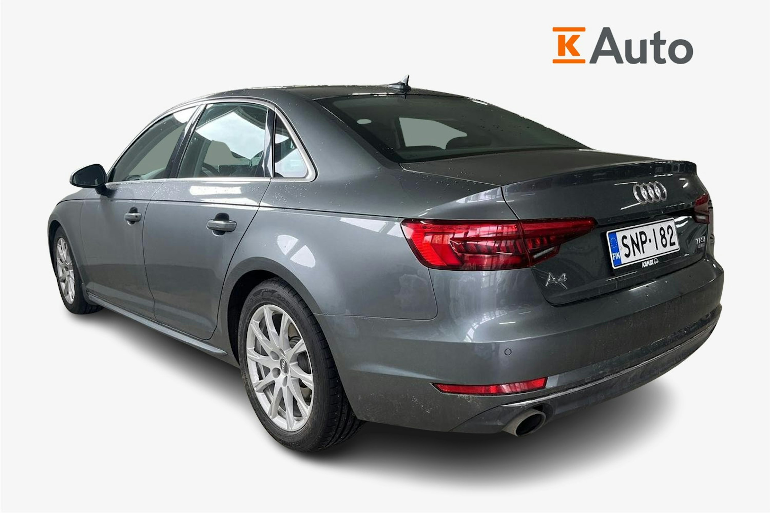 harmaa Audi A4 2016 kuva 2.
