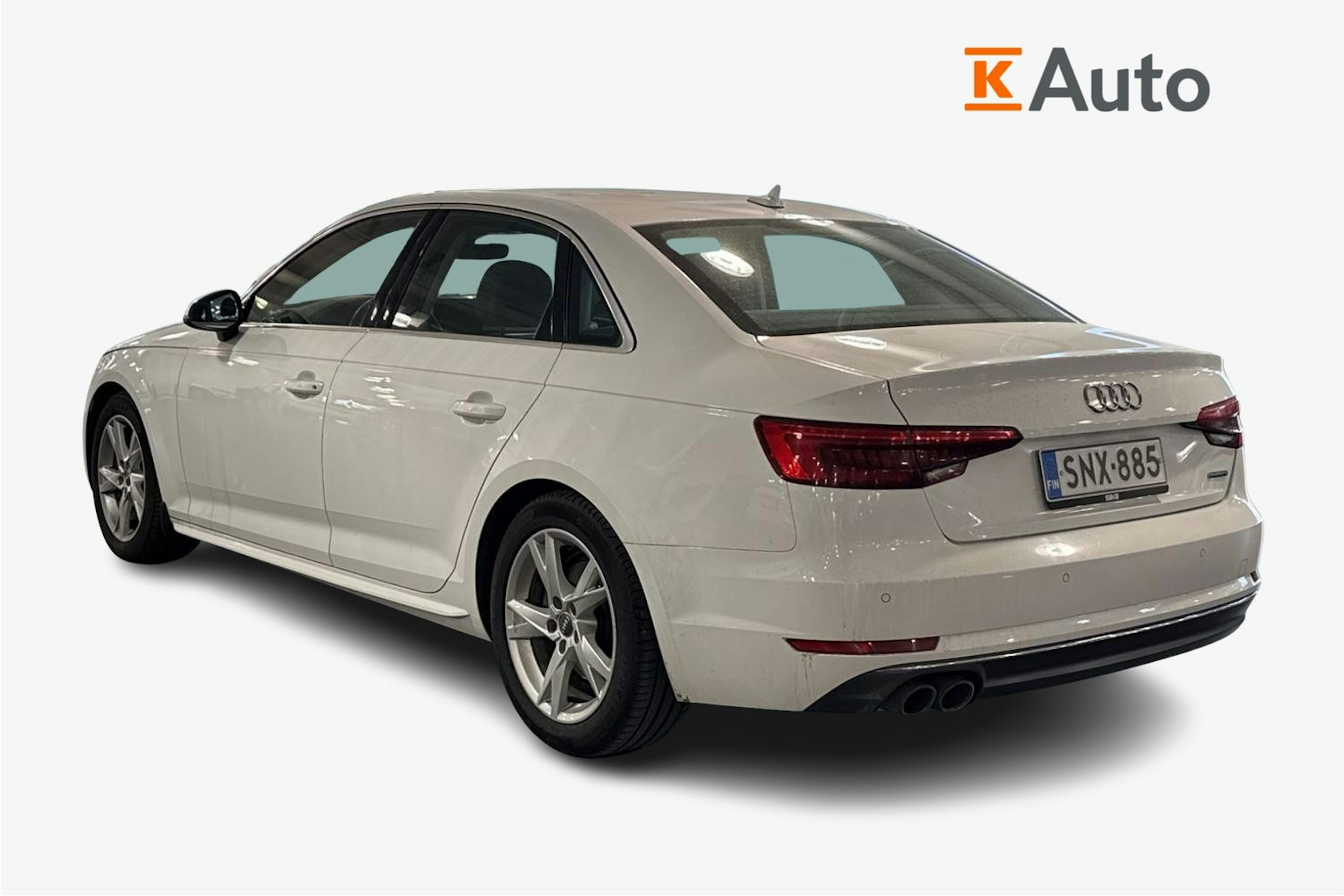 valkoinen Audi A4 2016 kuva 2.