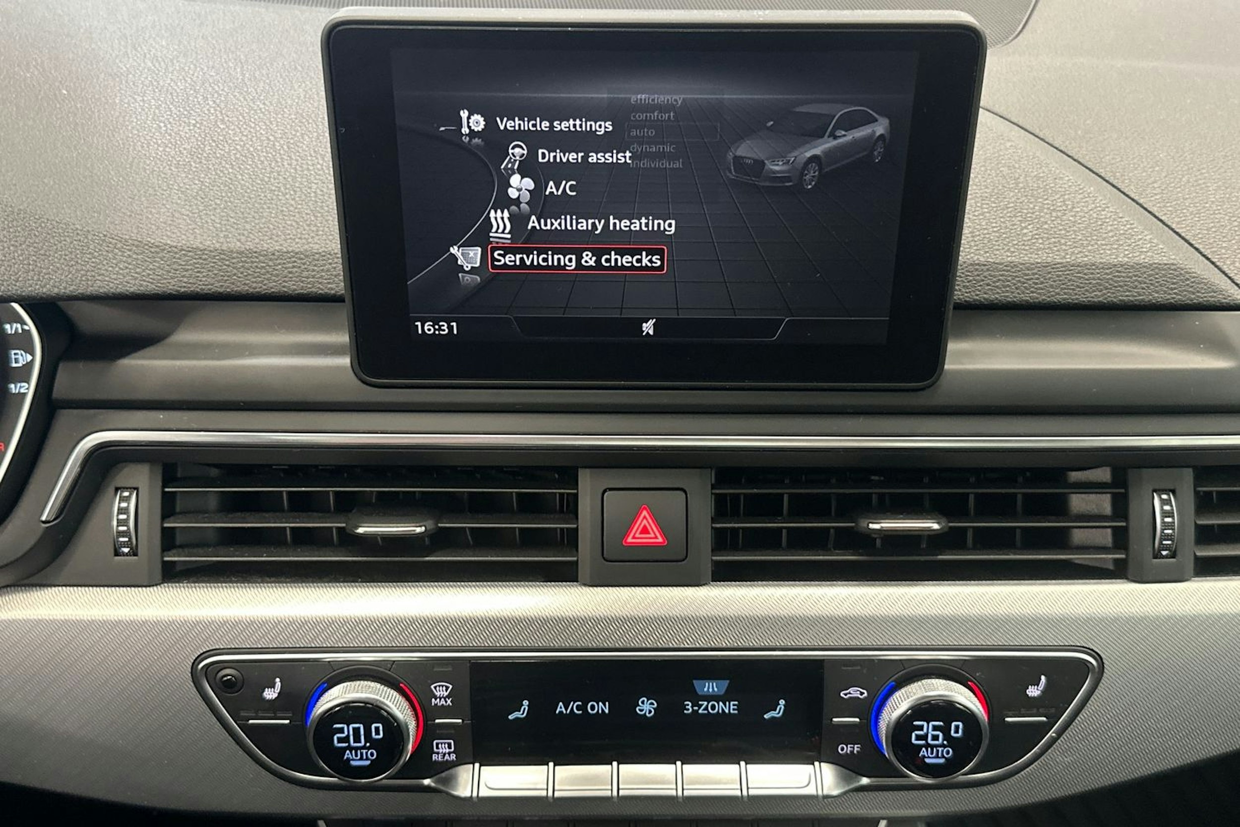 valkoinen Audi A4 2017 kuva 21.