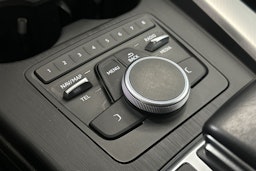valkoinen Audi A4 2017 kuva 24.