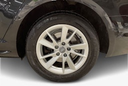 musta Audi A4 2017 kuva 11.