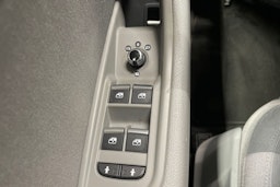 musta Audi A4 2017 kuva 21.