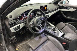 Harmaa Audi A4 2016 kuva 3.