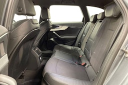 Harmaa Audi A4 2016 kuva 10.