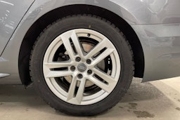 Harmaa Audi A4 2016 kuva 13.