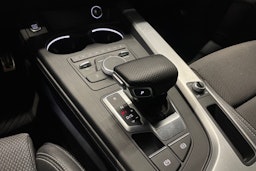 Harmaa Audi A4 2016 kuva 22.