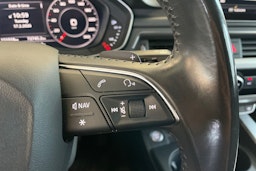 Musta Audi A4 2016 kuva 15.