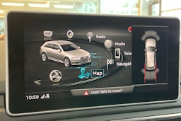 Musta Audi A4 2016 kuva 19.