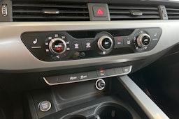 Musta Audi A4 2016 kuva 20.