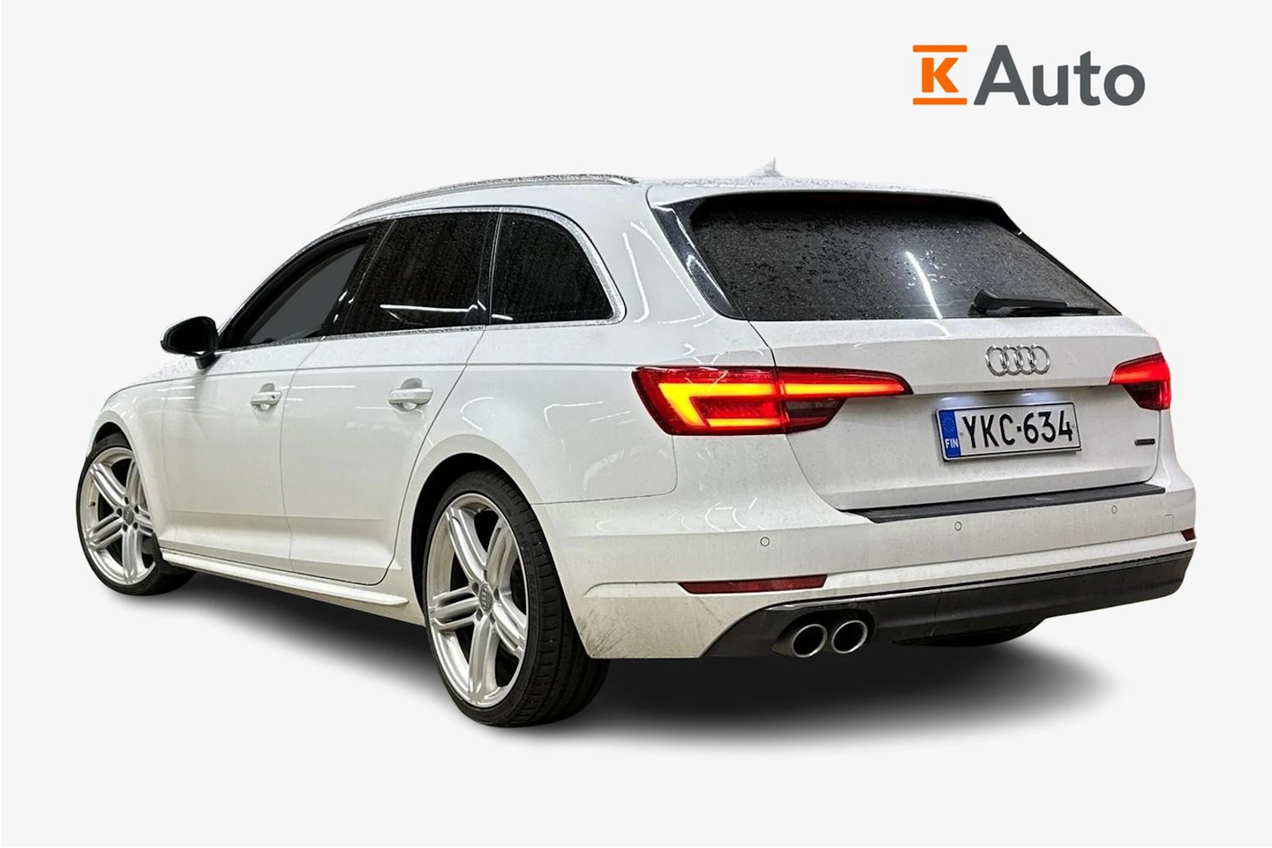 valkoinen Audi A4 2016 kuva 2.