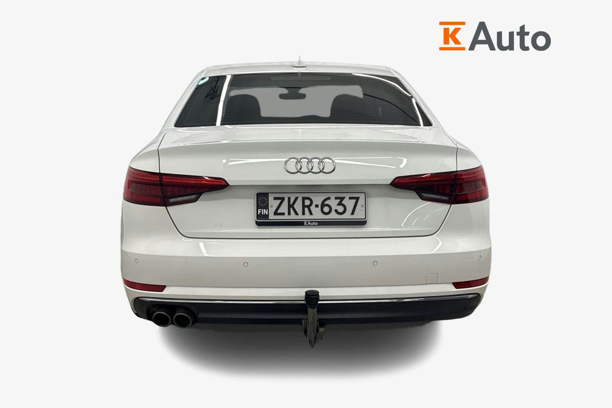 Valkoinen Audi A4 2016 kuva 3.