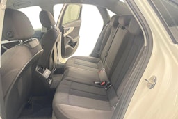 Valkoinen Audi A4 2016 kuva 8.