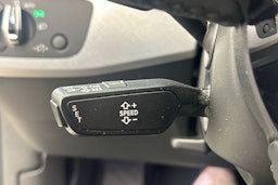 Valkoinen Audi A4 2016 kuva 14.