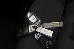 Valkoinen Audi A4 2016 kuva 21.