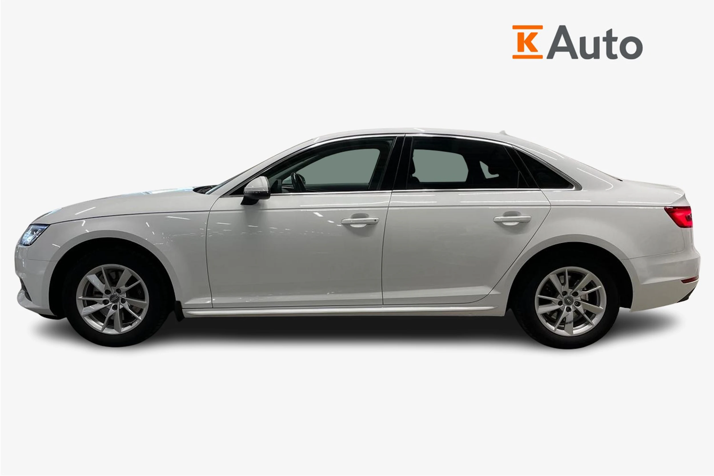 Valkoinen Audi A4 2016 kuva 7.