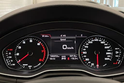 Valkoinen Audi A4 2016 kuva 17.