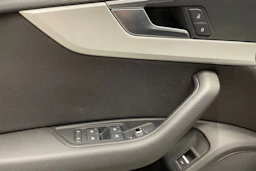 Valkoinen Audi A4 2016 kuva 24.