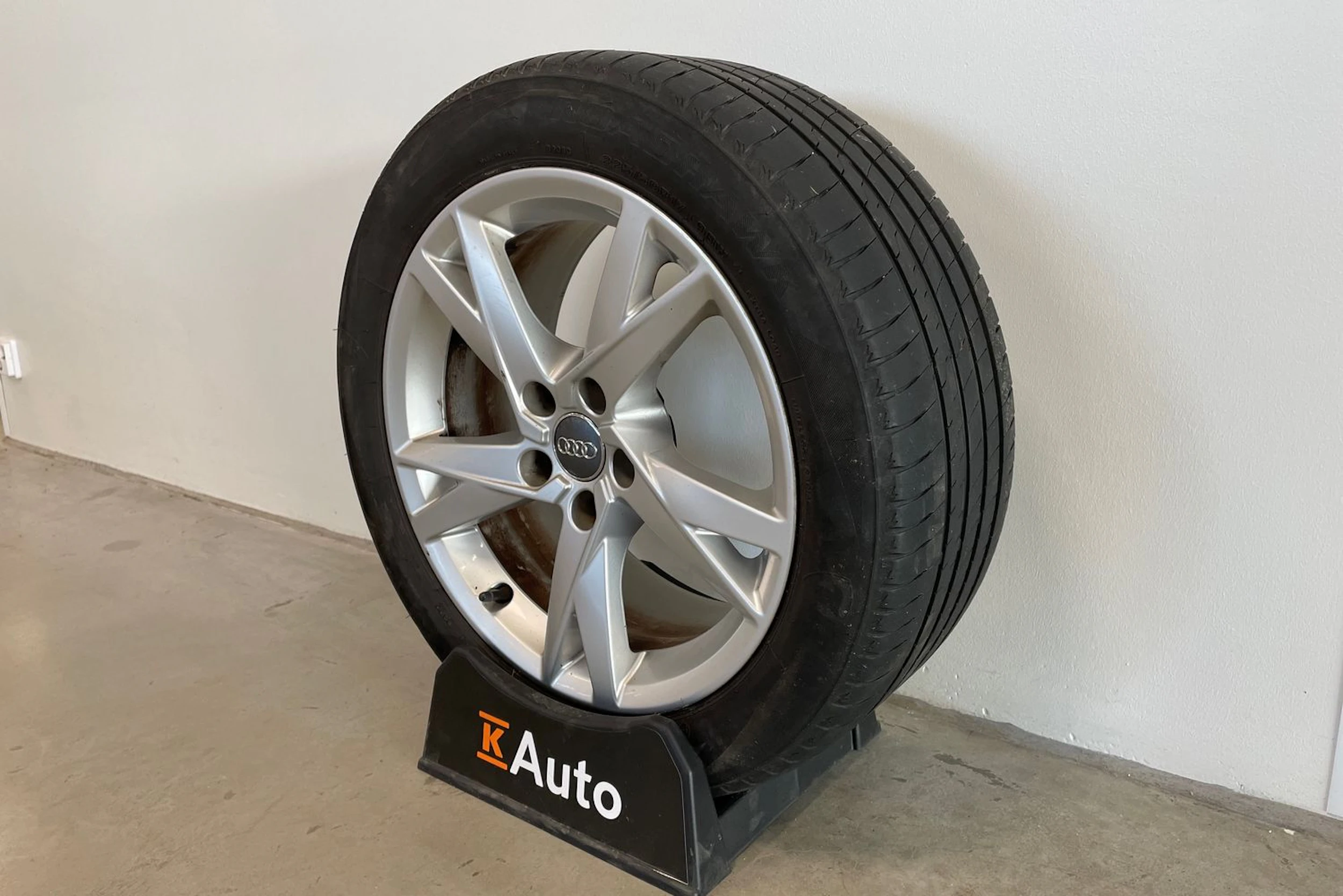 vihreä Audi A4 2016 kuva 10.