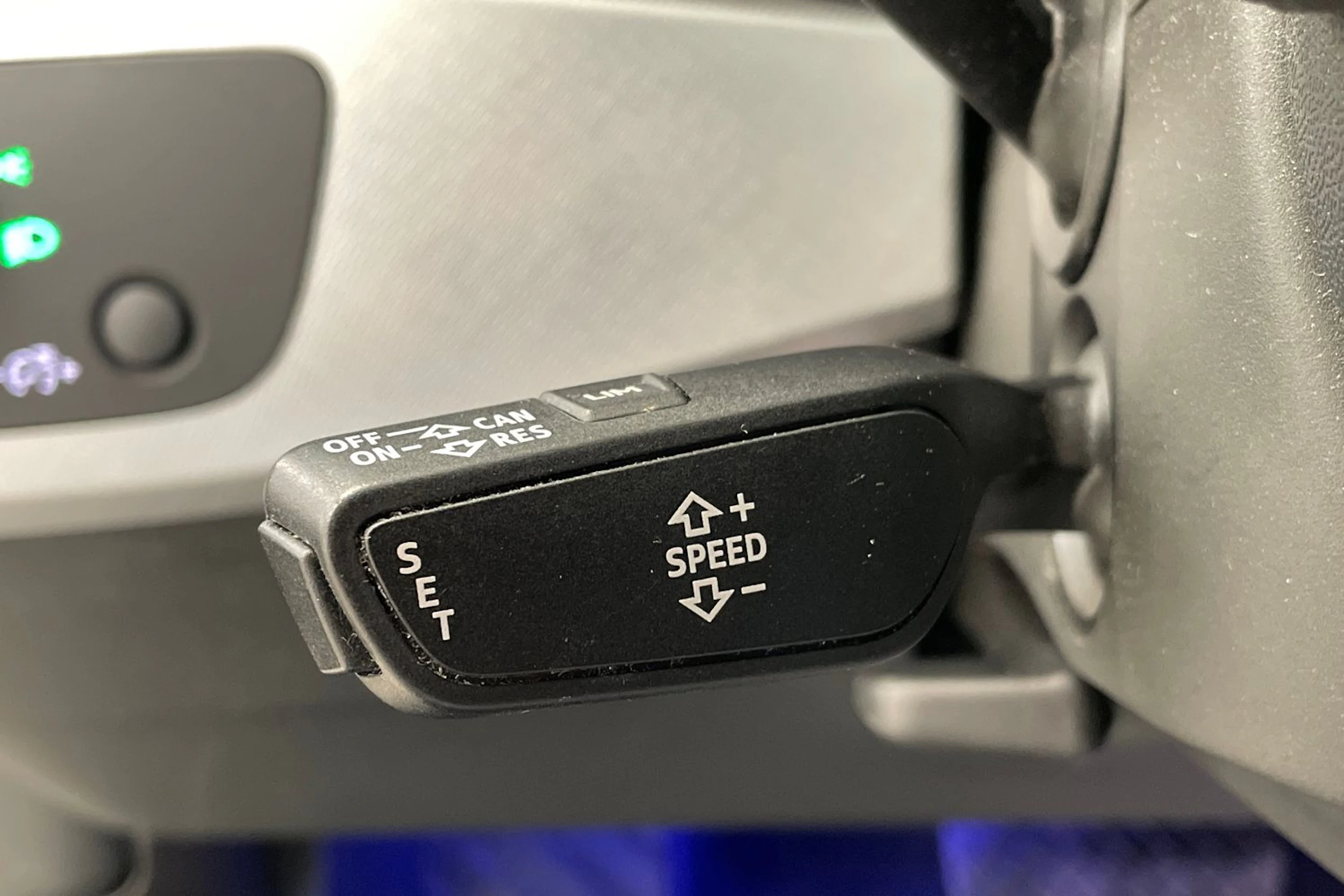 vihreä Audi A4 2016 kuva 16.